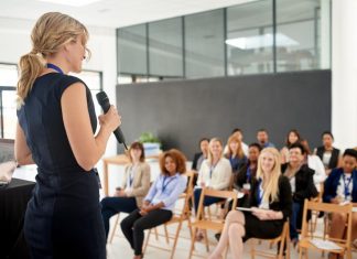 Как продвигать бизнес тренинг?