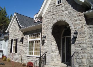 Использование искусственного камня для облицовки и декорирования фасада