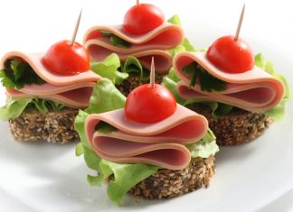 Откуда произошли мини-бутерброды — канапе?
