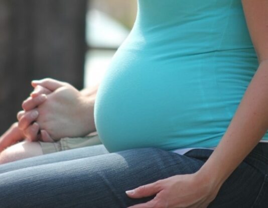 Гинеколог Мальгина: Заболевание ковидом во время беременности чревато тяжелыми патологиями нервной системы плода