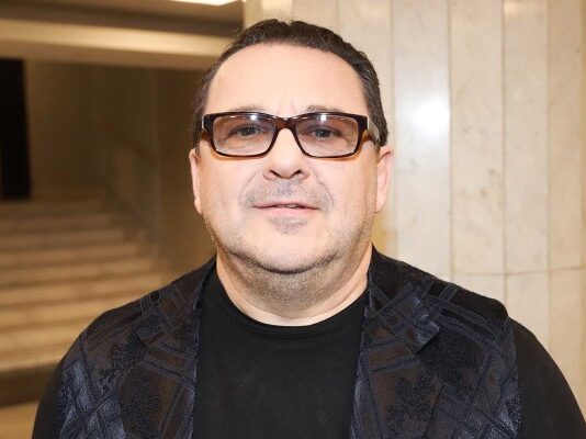 Лишь бы счастлива была: Саруханов рассказал о муже для своей 13-летней дочери