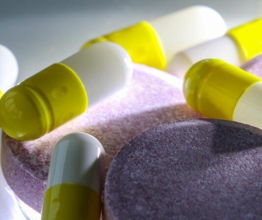 Нутрициолог назвала необходимые для приема зимой витамины