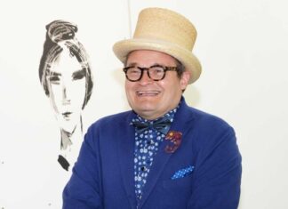 «Она счастлива»: близкий человек проболтался о новом любовнике пенсионерки Бабкиной