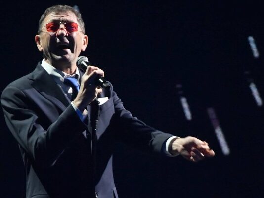 Появилась информация о состоянии госпитализированного после развода Лепса