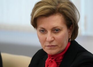 Попова назвала пугающими темпы распространения «омикрона» в мире