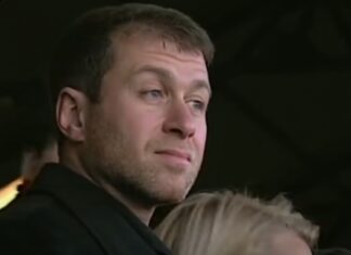 РБК: Российский олигарх Роман Абрамович стал гражданином Португалии