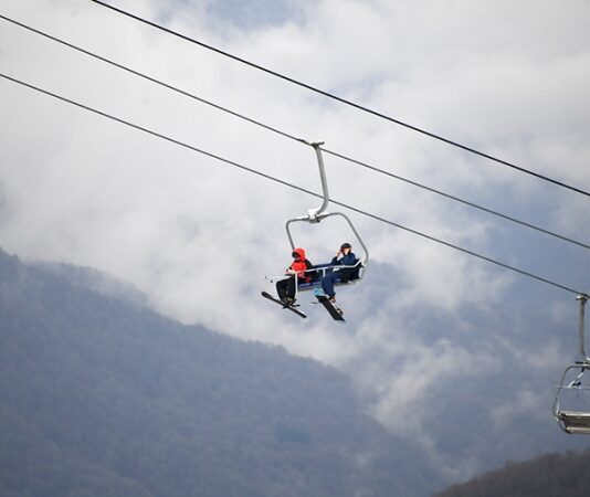 Туроператор назвал топ-10 направлений на Новый год