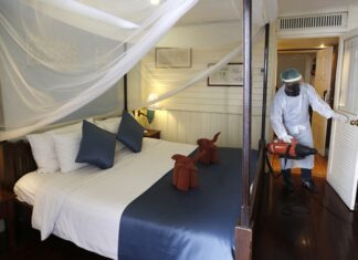 В туротрасли разъяснили действия при заболевании COVID-19 за рубежом