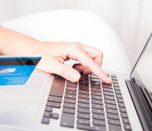 Онлайн займ: особенности, условия получения