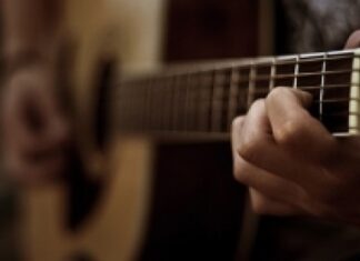 Как научиться играть на гитаре: основные советы