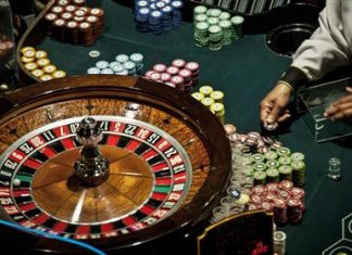 Онлайн казино Делюкс: как играть на реальные деньги