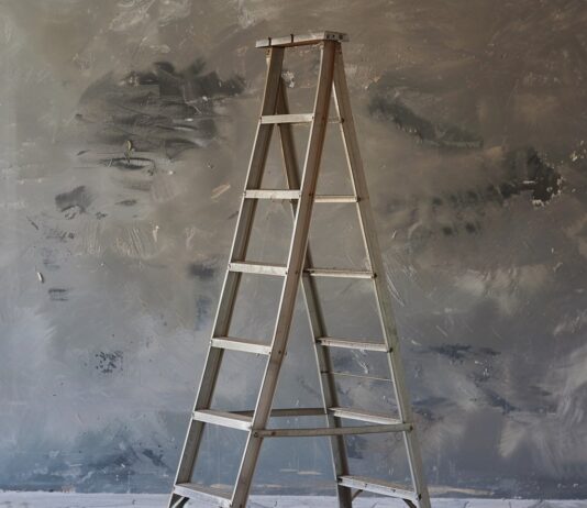 Как выбрать цвет декоративной штукатурки для интерьера