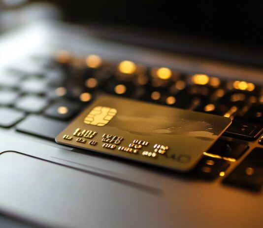 Онлайн-займы на карту: быстрое решение финансовых проблем?