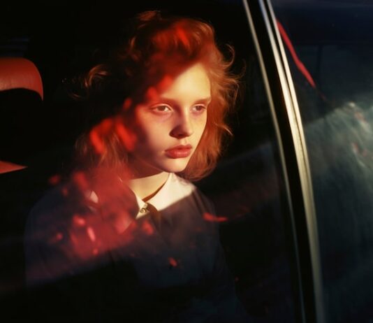 Взрыв машины во сне: толкование для женщин