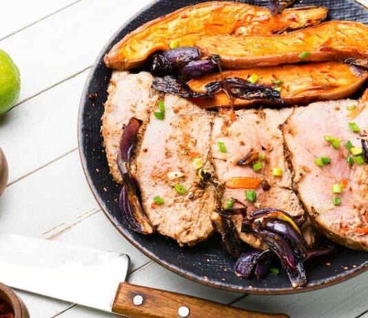 Свинина в духовке: рецепты вторых блюд