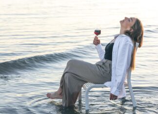 Чистая вода во сне: значение для женщин