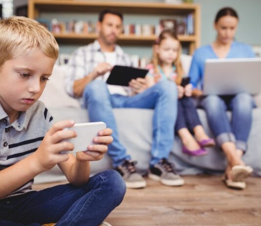 Как помочь ребенку без родителей обойти фэмили линк