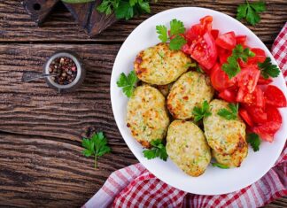 Кабачковые оладьи на сковороде: простой рецепт