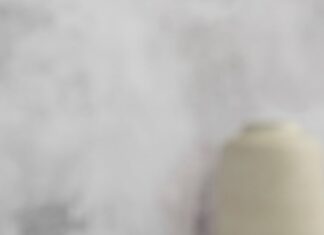 Кекс без яиц и молока в микроволновке