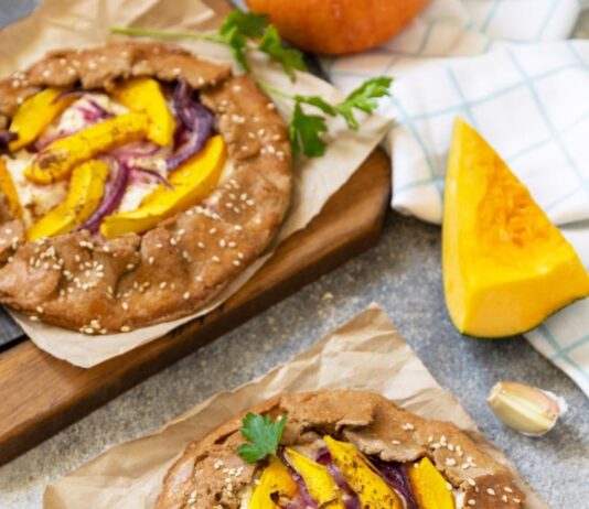 Ватрушки из творога: быстрый и вкусный рецепт в духовке