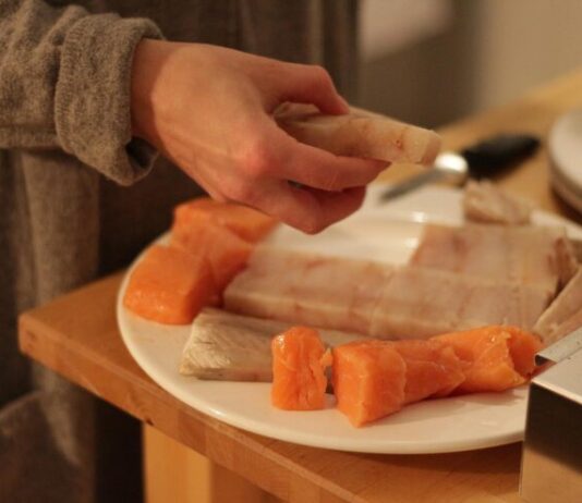 Рыбное заливное с желатином