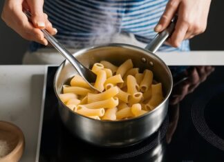 Макароны в духовке: 10 вкусных рецептов