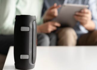 Подключение Яндекс Станции Лайт к Bluetooth Колонке