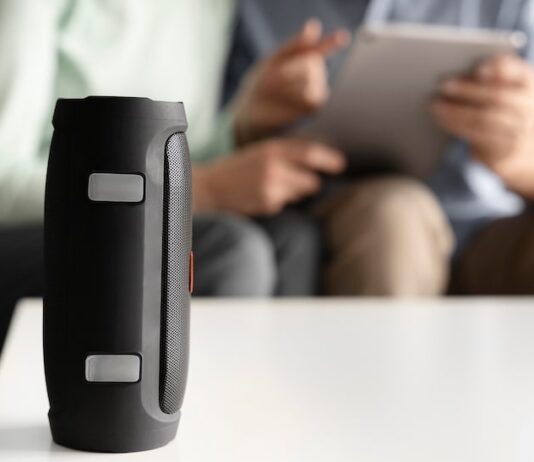 Подключение Яндекс Станции Лайт к Bluetooth Колонке