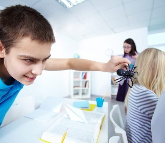 Можно ли стать стоматологом после 9 класса: путь через колледж