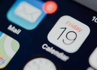 Где на клавиатуре iPhone находится знак «#»