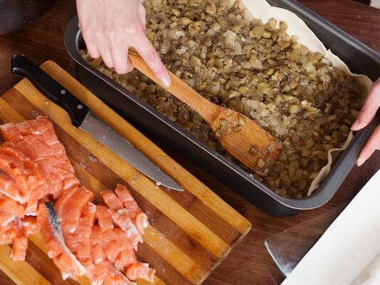 Бездрожжевое слоеное тесто: начинки для духовки