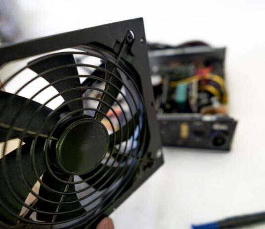 Регулятор скорости вентилятора 12 В для компьютера