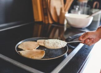 Рецепт жареных пирожков с мясом на сковороде