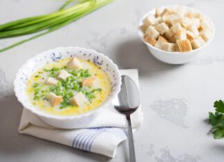 Рецепт супа с плавленым сыром и курицей