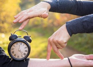 Гадание: Вернется ли он в ближайшее время?