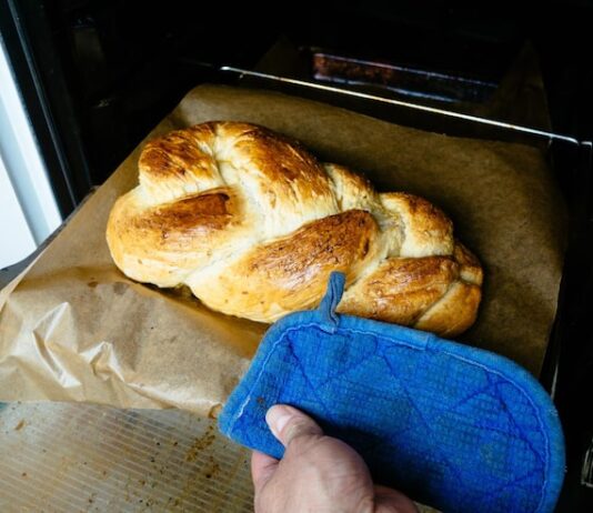 Испеките хлеб на закваске в домашних условиях в духовке