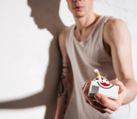 Гадание: Любит ли меня загаданный мужчина?