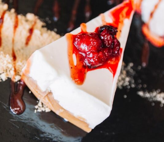 Торт из желе и сметаны: рецепт «Битое стекло»