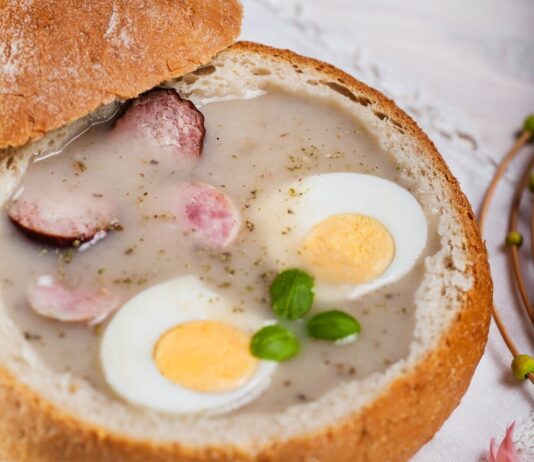 Рыбный заливной пирог на кефире в духовке