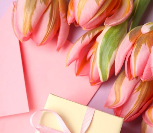 Подарки в Одноклассниках на День Рождения Женщине