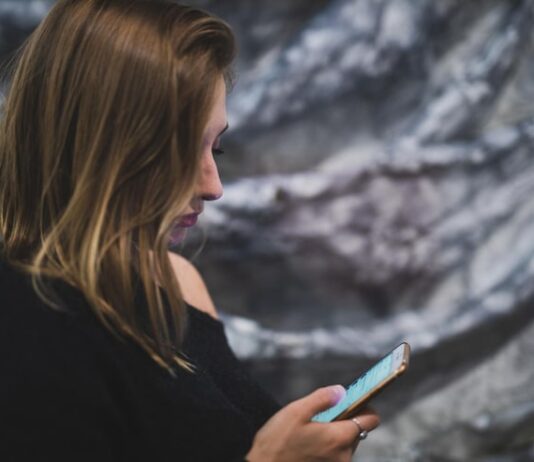 Как открыть комментарии на стене ВК с телефона