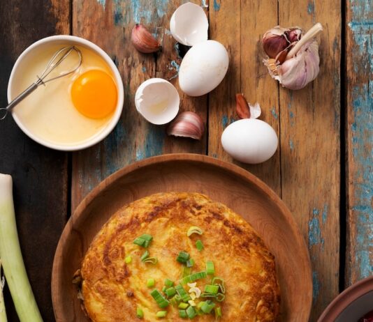 Картофельные оладьи на сковороде: простой рецепт