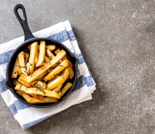 Картофель фри на сковороде: пошаговый рецепт