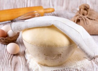 Приготовление дрожжевого теста для пирожков из сухих дрожжей