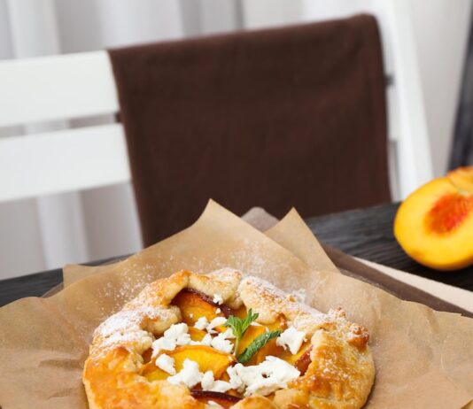 Дрожжевое слоеное тесто в духовке: рецепты блюд