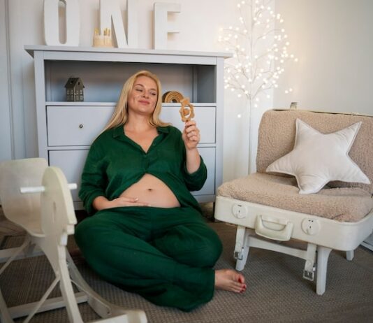 Сны о родах для незамужней девушки