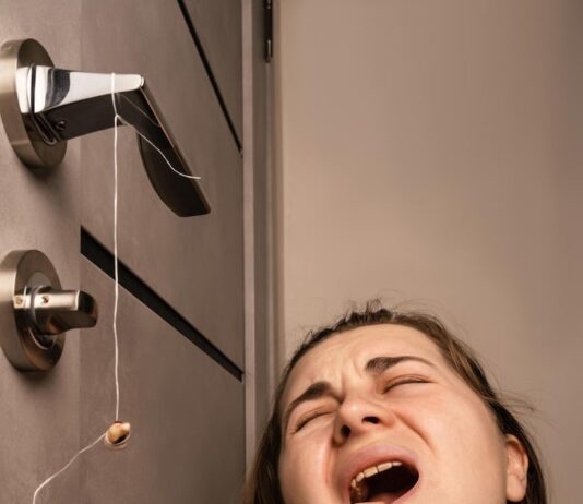 Сон о выпадении гнилых зубов: толкование