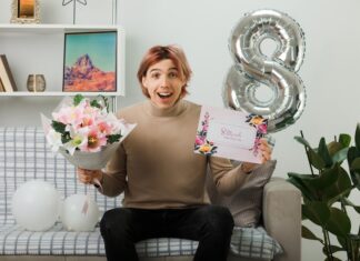 Поздравление с днем рождения девушке в прозе