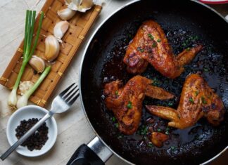 Маринование крыльев для жарки на сковороде