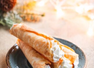 Праздничные рулетики из блинов с начинкой